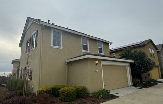 Home for Rent in Roseville, CA