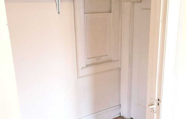 Studio, 1 bath, $825, Unit 413