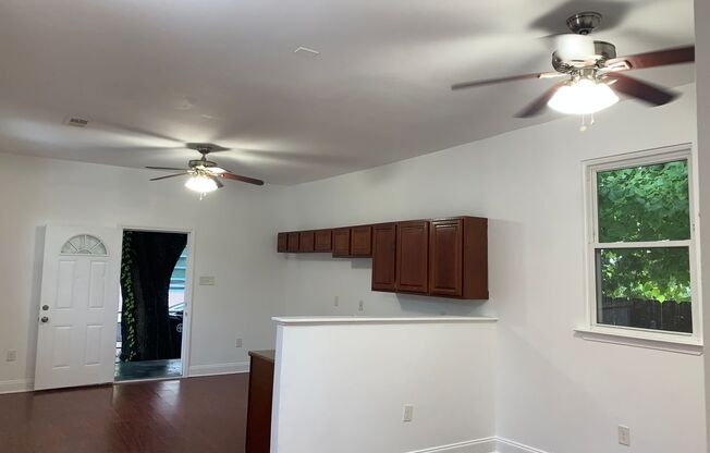 1820A-1820B Agriculture St.
