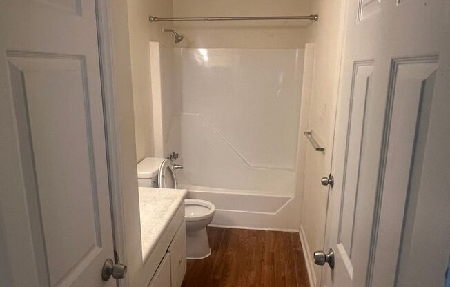 1 bed, 1 bath, $1,100