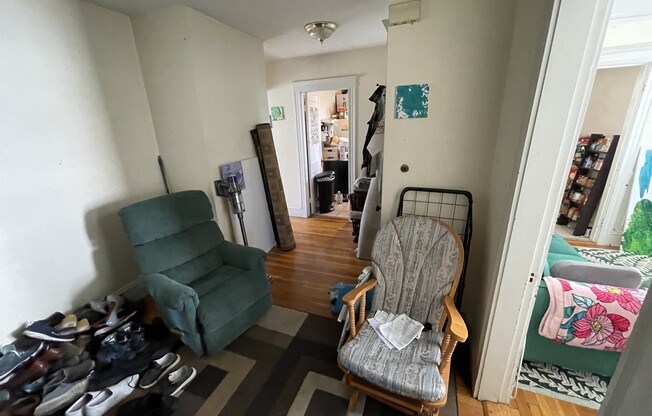 24 Claymoss Rd Apt 1