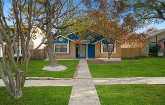 Contemporary Home in Castle Hills