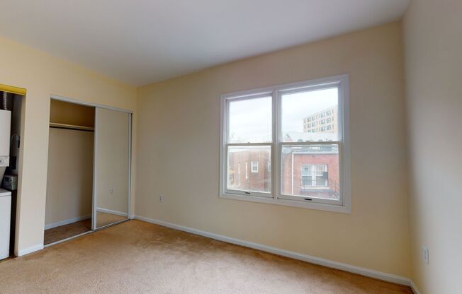 3 beds, 2 baths, 1,200 sqft, $3,400, Unit 1647 Fuller Street NW, Unit 3