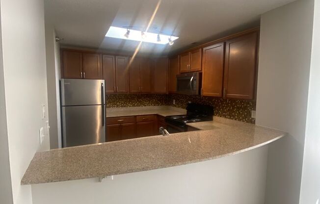 1 bed, 1 bath, 800 sqft, $1,725, Unit 5968202RP-1