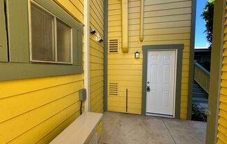 678 North Shaffer St.