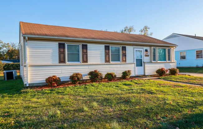 3 Bedroom 1 bath Ranch with large fenced yard available