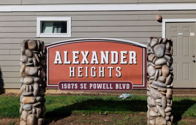 Alexander Heights