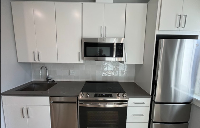 1 bed, 1 bath, $2,175, Unit 5