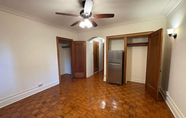 Studio, 1 bath, 320 sqft, $1,395, Unit 273-1114