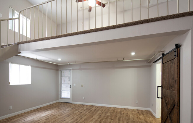 1 bed, 1 bath, 1,000 sqft, $2,375, Unit 210