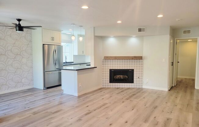 Recently remodeled Condo located in Point Loma just minutes from O.B. MUST SEE!