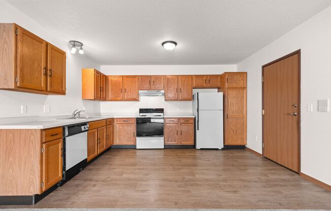 Sunshine Court Apartments