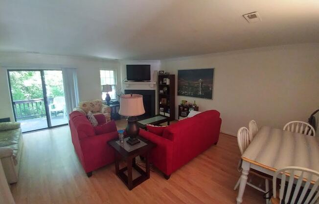 2 beds, 2.5 baths, $1,800