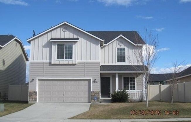 Walking distance to Settlers Park