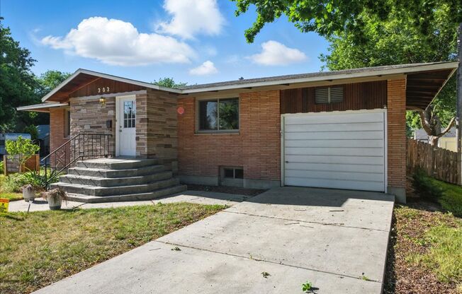 303 W. Pine Ave