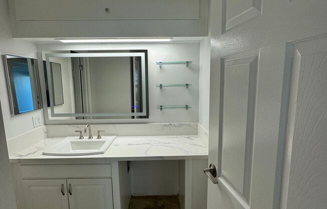 2 beds, 1 bath, 750 sqft, $3,695, Unit 148