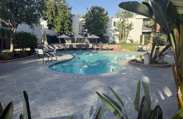 1 bed, 1 bath, 605 sqft, $1,975, Unit 206