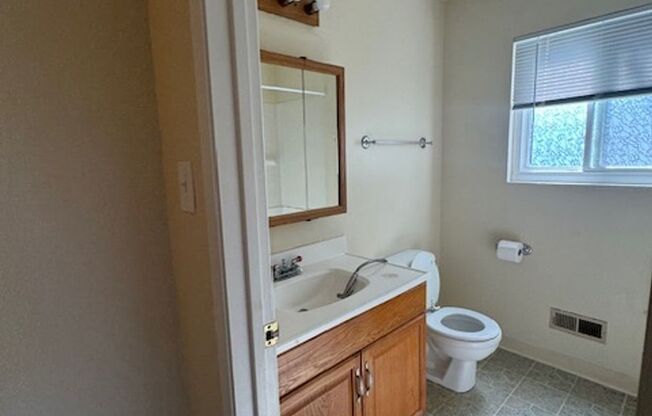 3 beds, 2 baths, $3,000