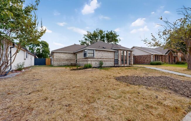 2522 LARKSPUR LN