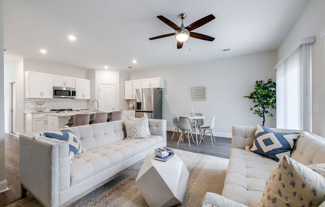 37 BELLEAU WOODS CIR