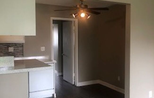 1 bed, 1 bath, 650 sqft, $1,675, Unit 105