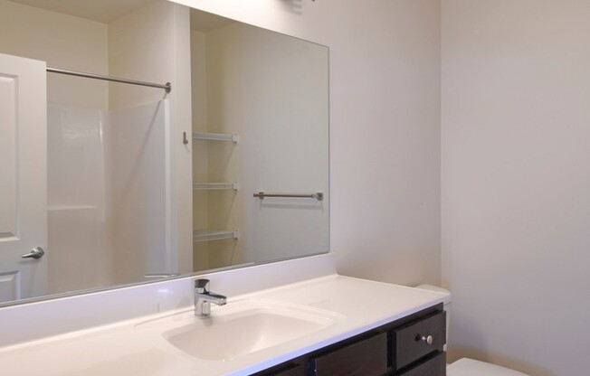 1 bed, 1 bath, 960 sqft, $2,400, Unit 106