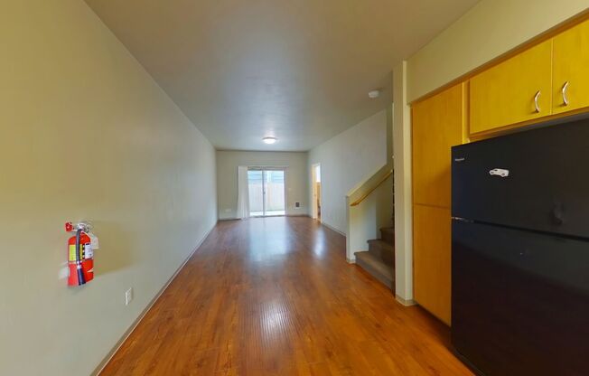 2 beds, 1.5 baths, $1,700, Unit 5