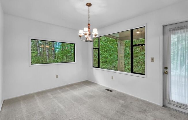 3Bd/2Ba Issaquah Condo