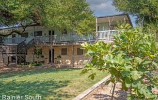 Antilles Apartments