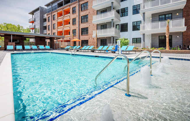 Element 29 apartments in Charleston pool