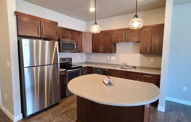 1 bed, 1 bath, $1,150, Unit 108