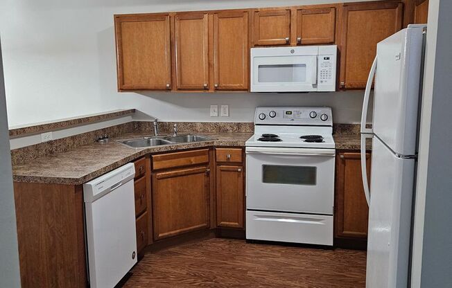 2 beds, 2 baths, 1,001 sqft, $995, Unit 4266 Apt 12