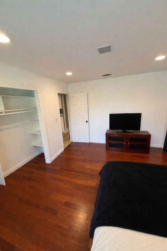 483 S RANCHO DE SOL DR