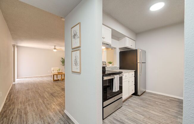 1 bed, 1 bath, 739 sqft, $900, Unit 236