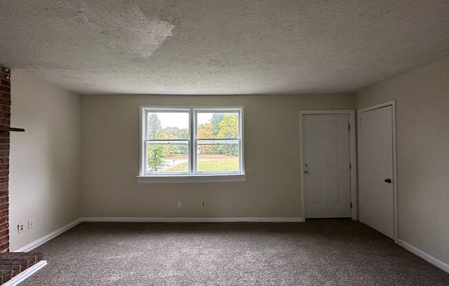 Pet friend home for rent near Rural Kin & Dover Crossing!