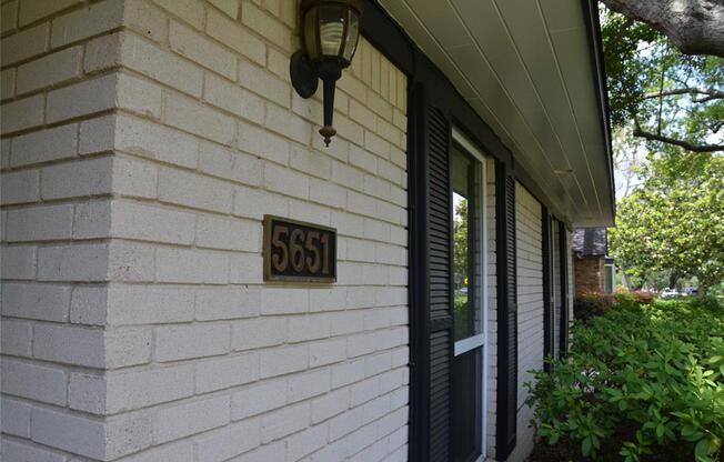 5651 VALKEITH DR