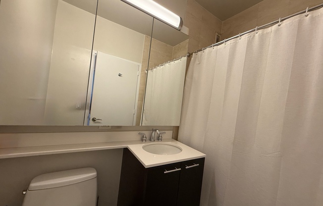 2 beds, 2 baths, $8,865, Unit 38D