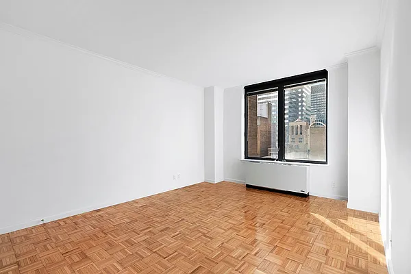 Studio, 1 bath, $5,750, Unit 30A