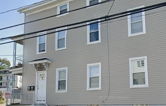 1019 N MAIN ST