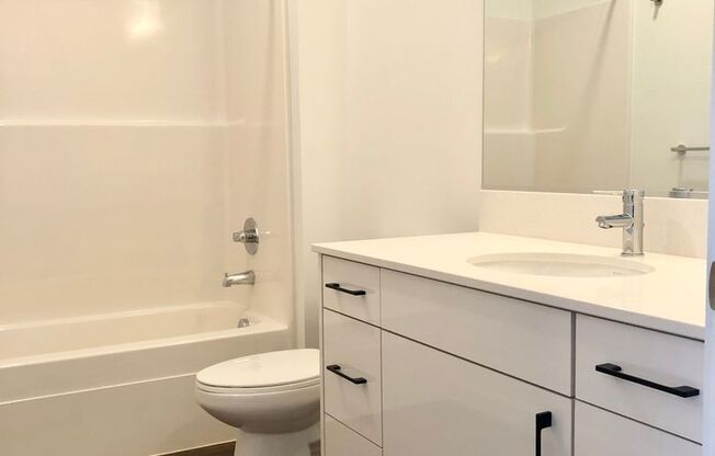 1 bed, 1 bath, 585 sqft, $1,795, Unit 514 - MFTE