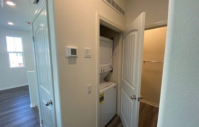 1 bed, 1 bath, $1,700