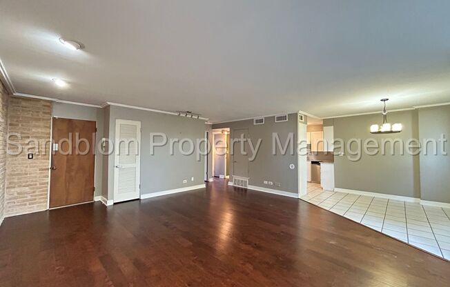 For Lease | Riverside Condo | $1350 Rent