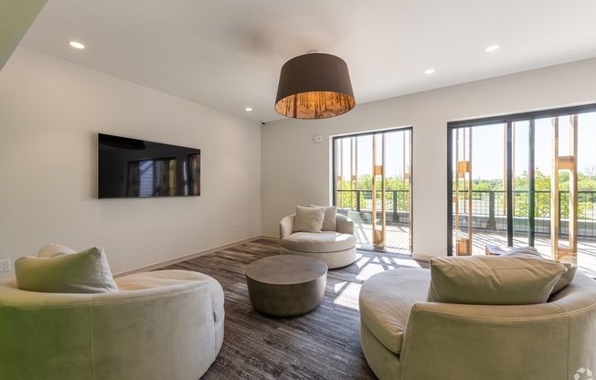 1 bed, 1 bath, 739 sqft, $3,200, Unit 112