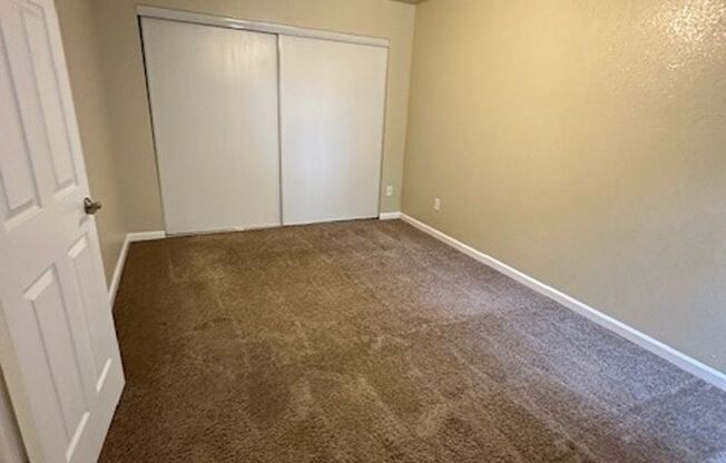 1 bed, 1 bath, 700 sqft, $1,720, Unit 146