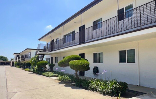 2 beds, 1 bath, 992 sqft, $2,495, Unit 3