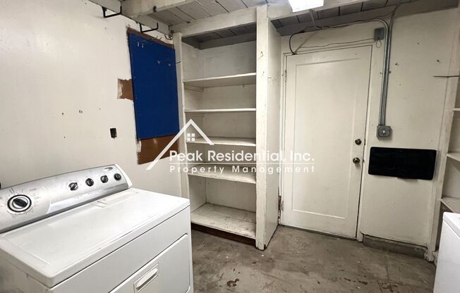 2 beds, 1 bath, $2,195