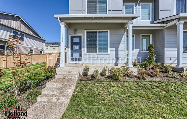 Gorgeous 3-Bedroom Single-Family Home with Fenced Yard!