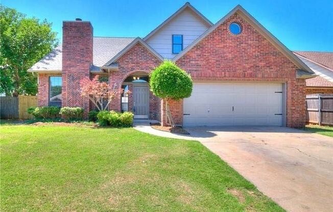 Open House: Monday, May 13th from 5:00 pm to 6:00 pm - Spacious 4 Bedroom Home - Edmond Schools - High-End Finishes