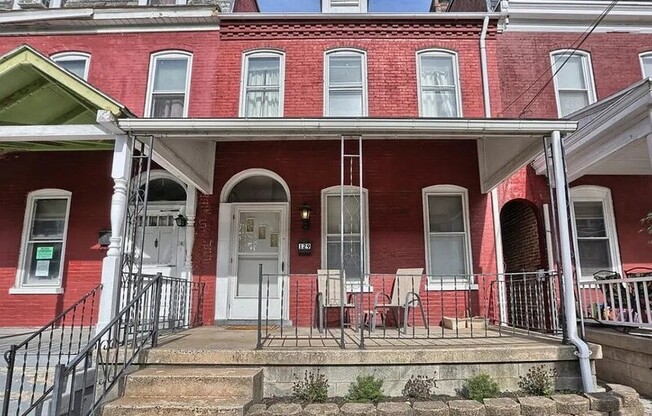 129 E NEW ST