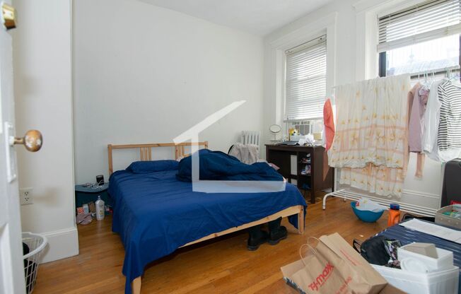 Great deal! 3-bed, 1 Bath in Allston on The B Line; Heat/HW Incl!